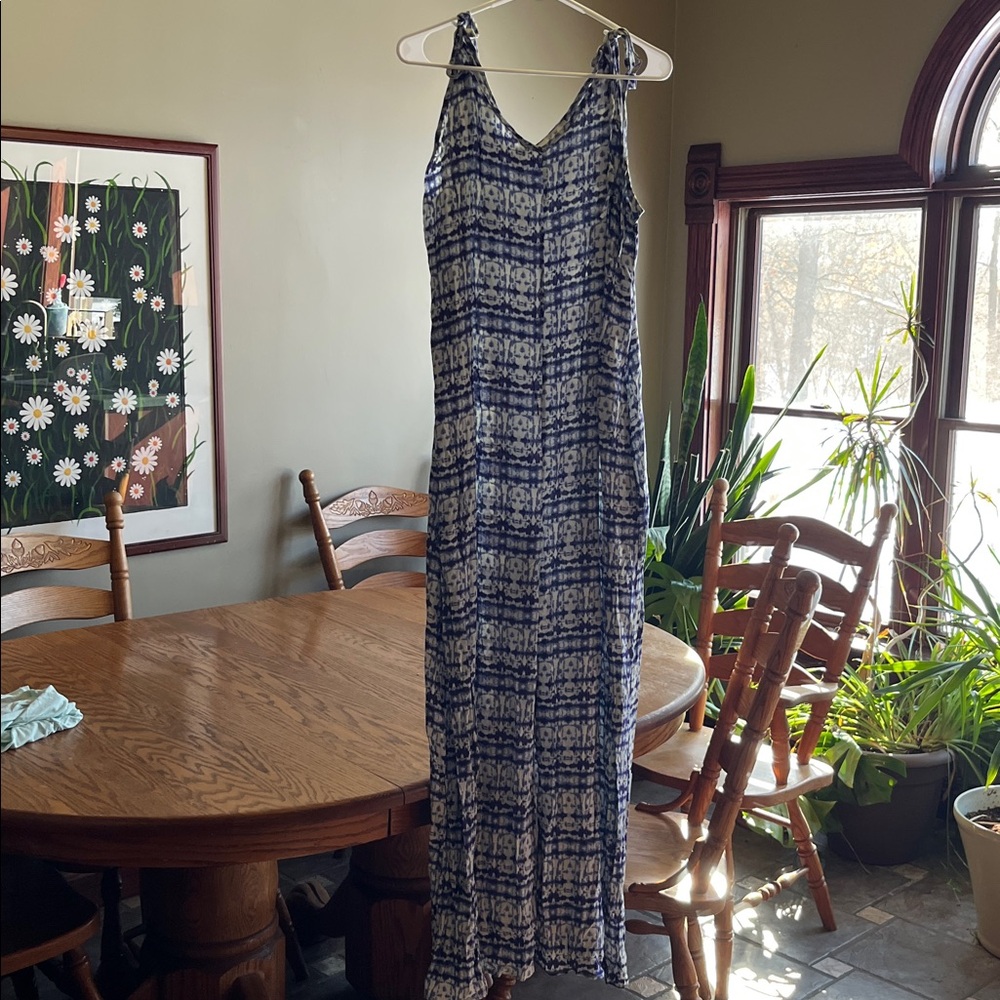 Blue and White Patterned pants jumpsuit - Picture 2 of 3